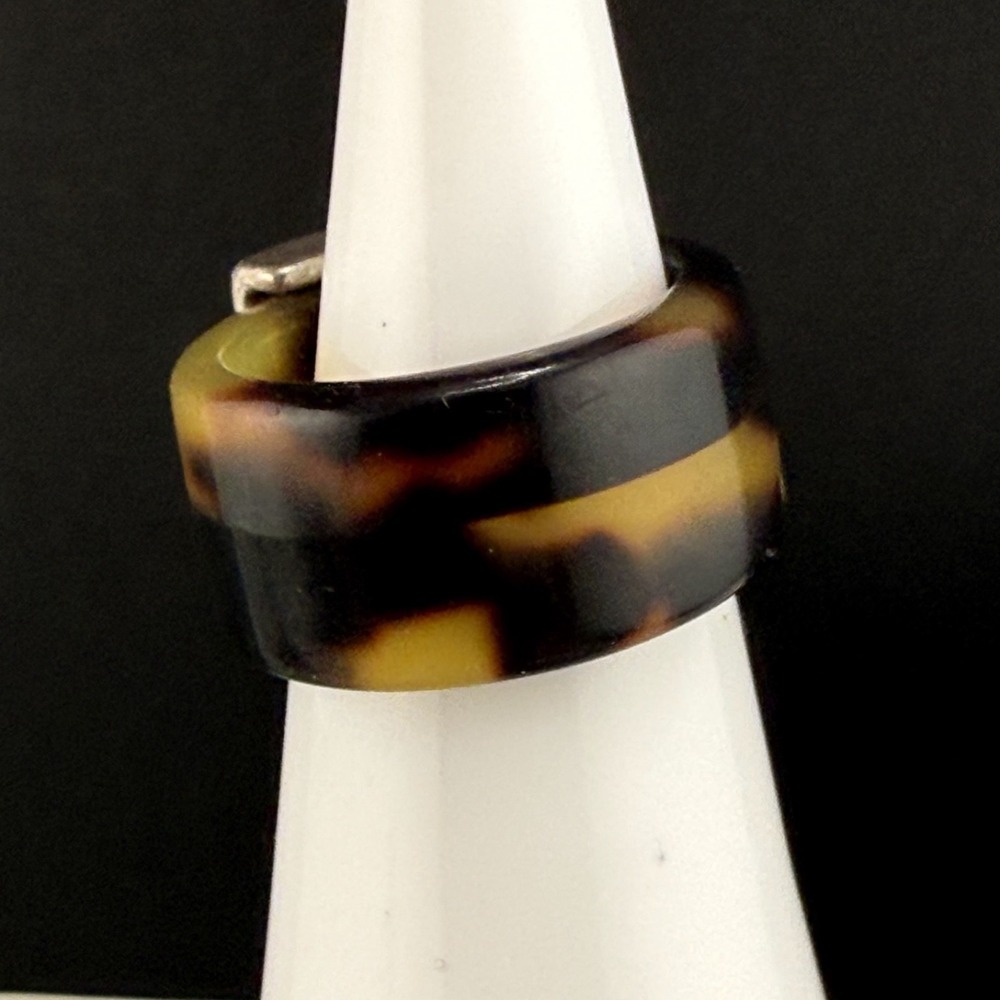 Vintage Band Ring Acrylic Tortoiseshell Question Mark Size 5 - Picture 7 of 9